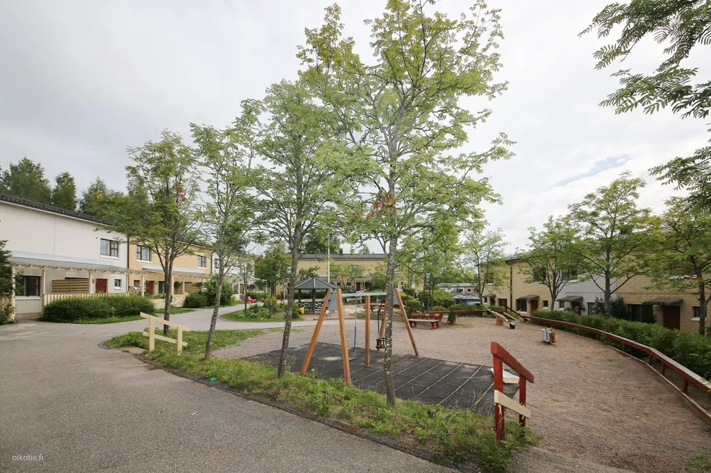 Jardin - Renovated Terraced Apartment in Hakunila