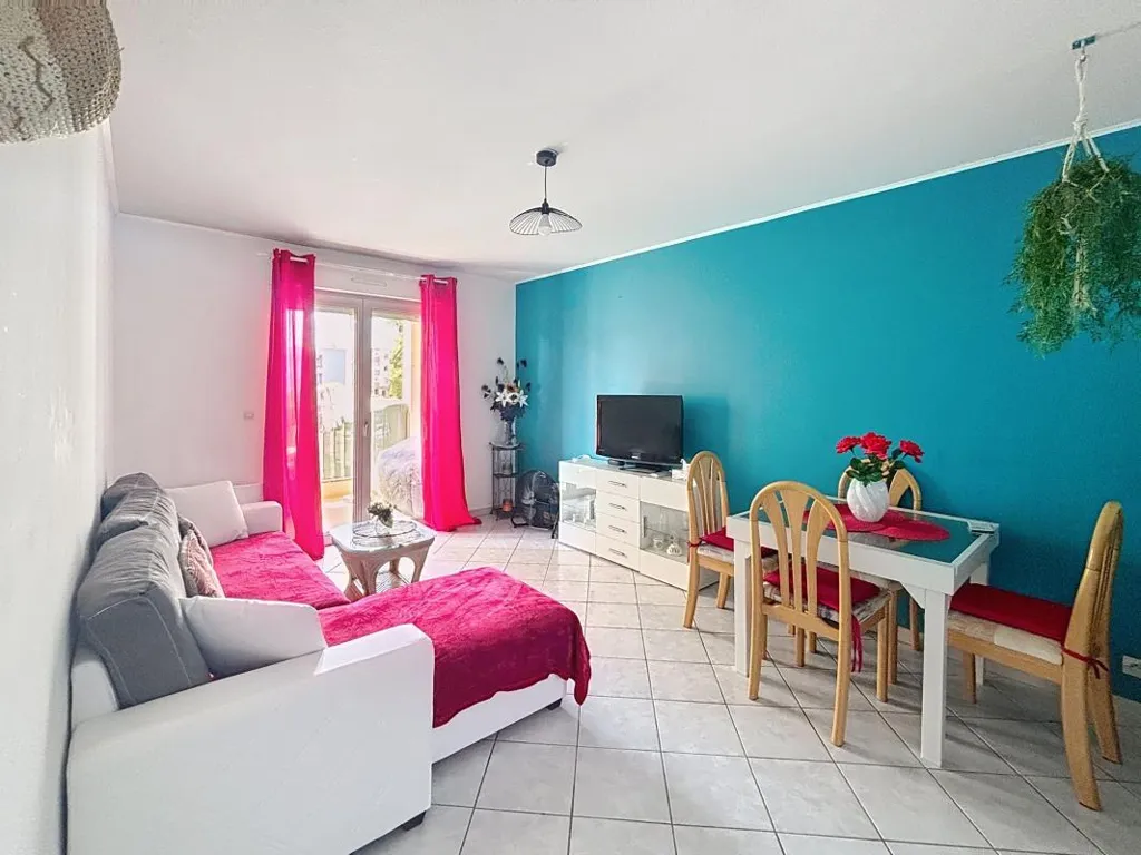 Elutuba - Renovated Flat with South Terrace in Fréjus