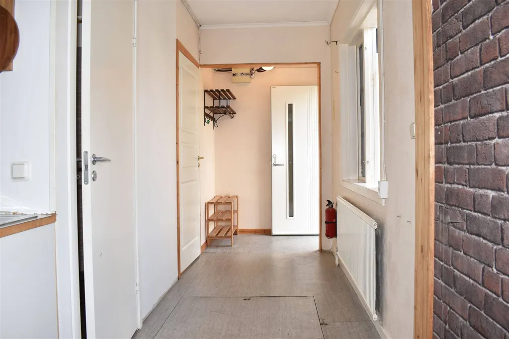 Ingresso - Flexible Property with Renovations in Ädelfors