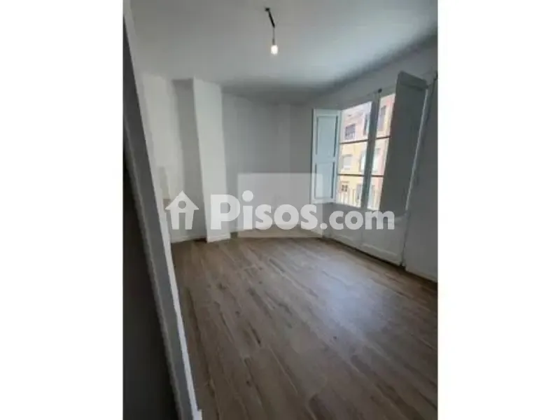 Stanze - New Flat Near Centre in Carrer del Bou