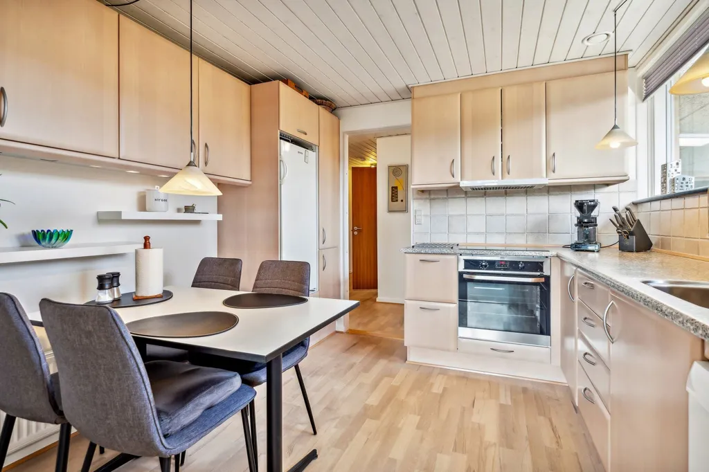 Cuisine - Detached Villa with Garden in Horsens