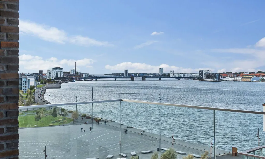 Terrasse - Apartment with Limfjord View in Aalborg