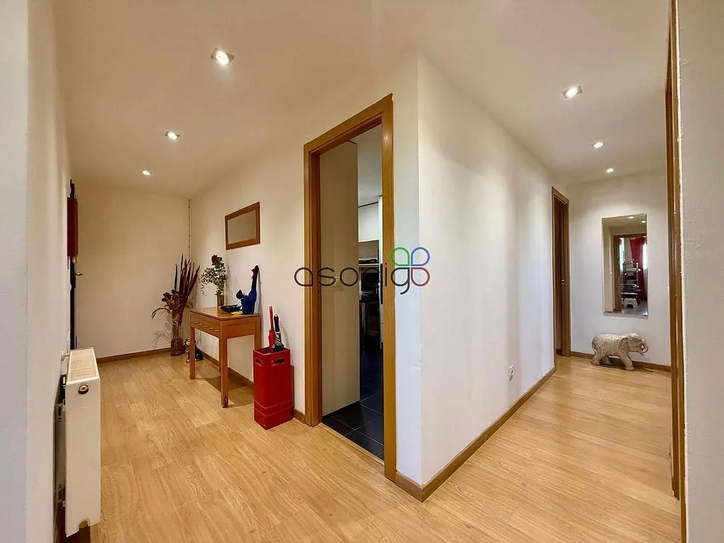 Hallway - Apartment with Garage in Las Cañas