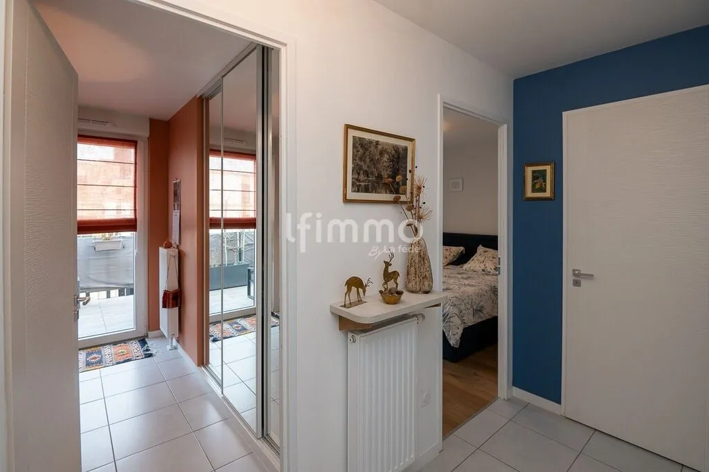 Hallway - Attic Apartment with Large Terrace in Schiltigheim