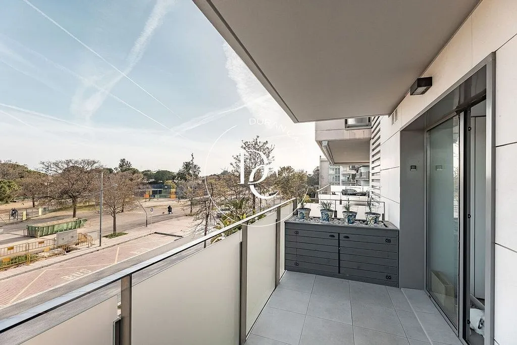 Rõdu - Apartment with Pool and Terrace in Vallpineda