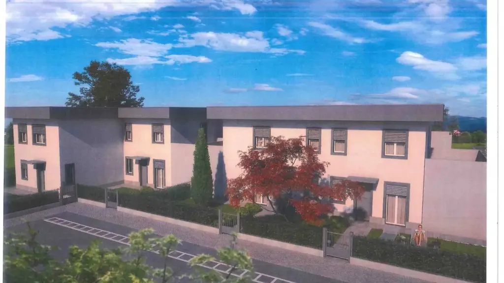 Bifamiliar Villa with Private Garden in Romano di Lombardia