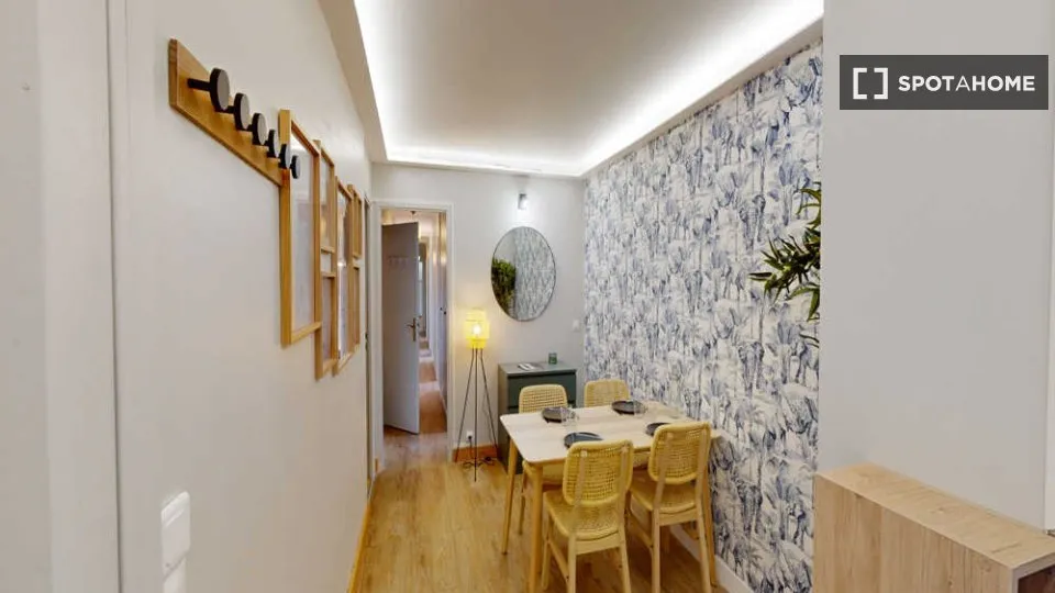 Söögituba - Room in Shared Accommodation in Paris