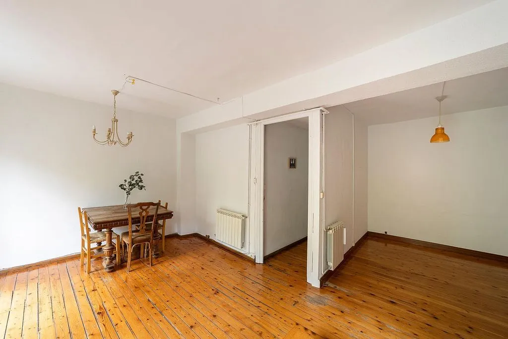 Salle à manger - Furnished Flat with Balcony in Pamplona