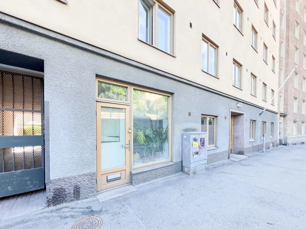 Välivaade - Apartment with Balcony in Kallio, Helsinki
