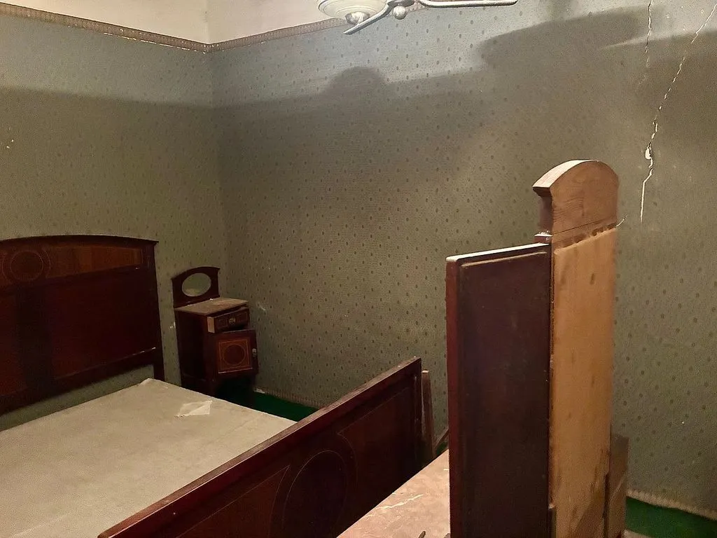bedroom
