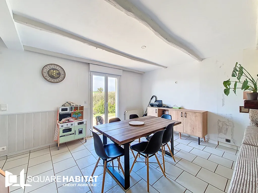 Salle à manger - Maison avec Terrasse et Jardin dans un Lotissement Calme