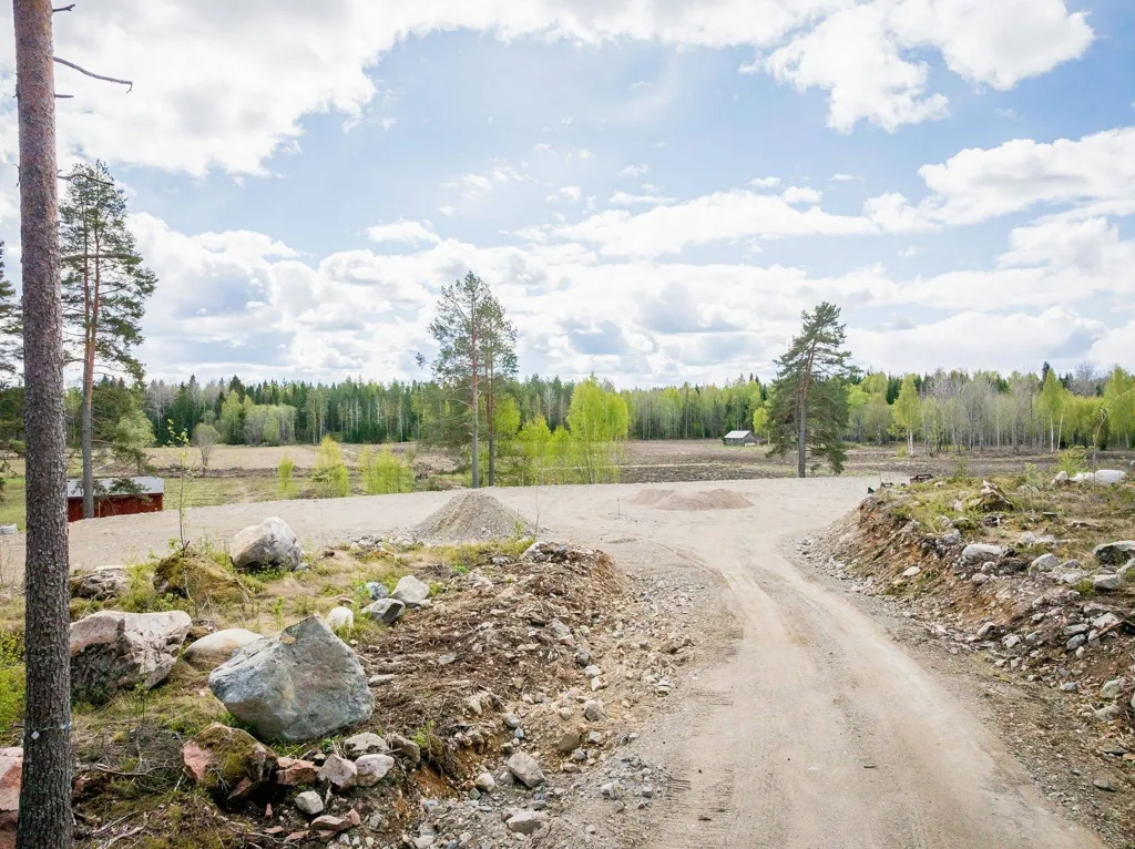 Aed - Plot with Natural Setting near Gävle