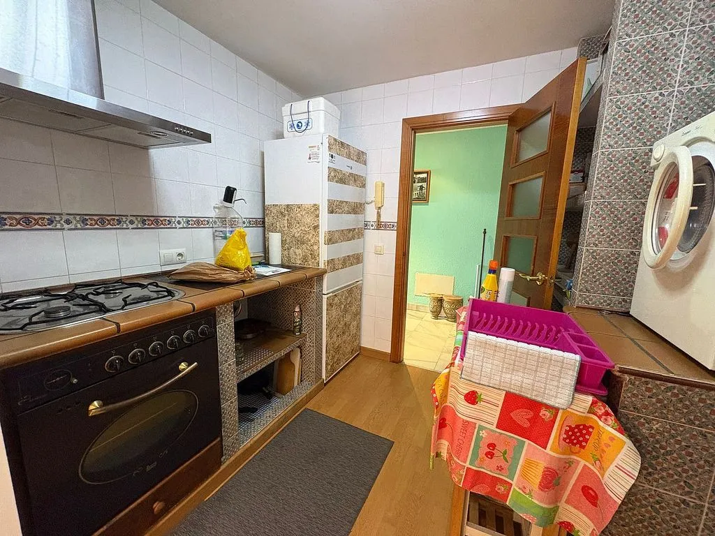 Cucina - First-Floor Flat with Harbour Views in Old Town