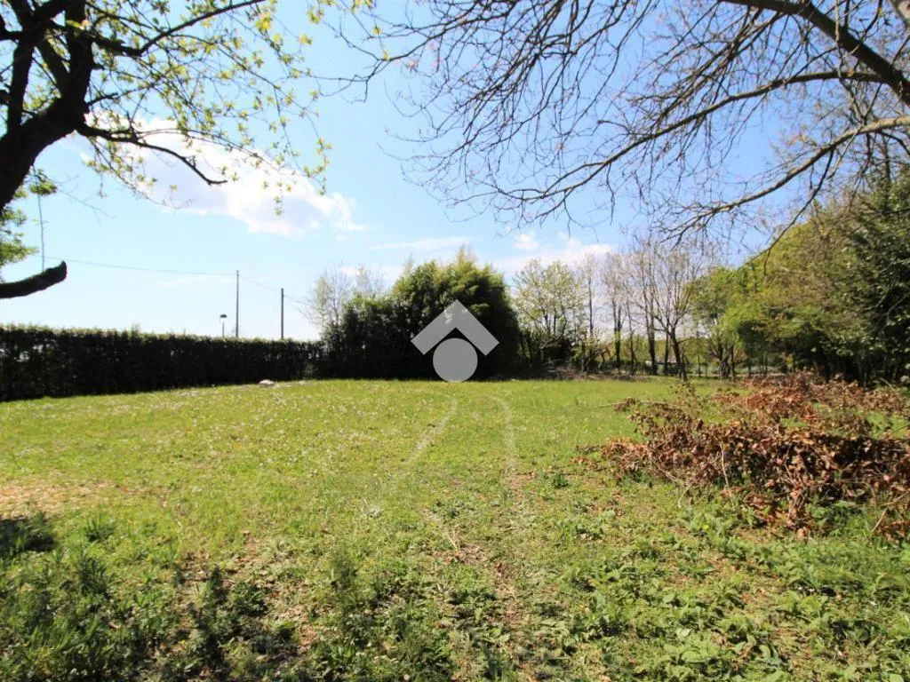 Aed - Renovated Villa with River View in Silea