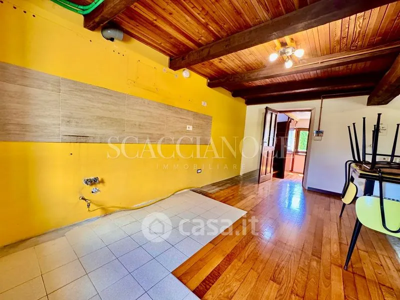 Salle à manger - Terraced House with Balcony in Valdilana