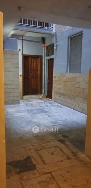 Esik - Two Apartments with Private Courtyard in Bari