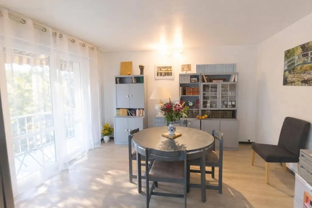 dining_room