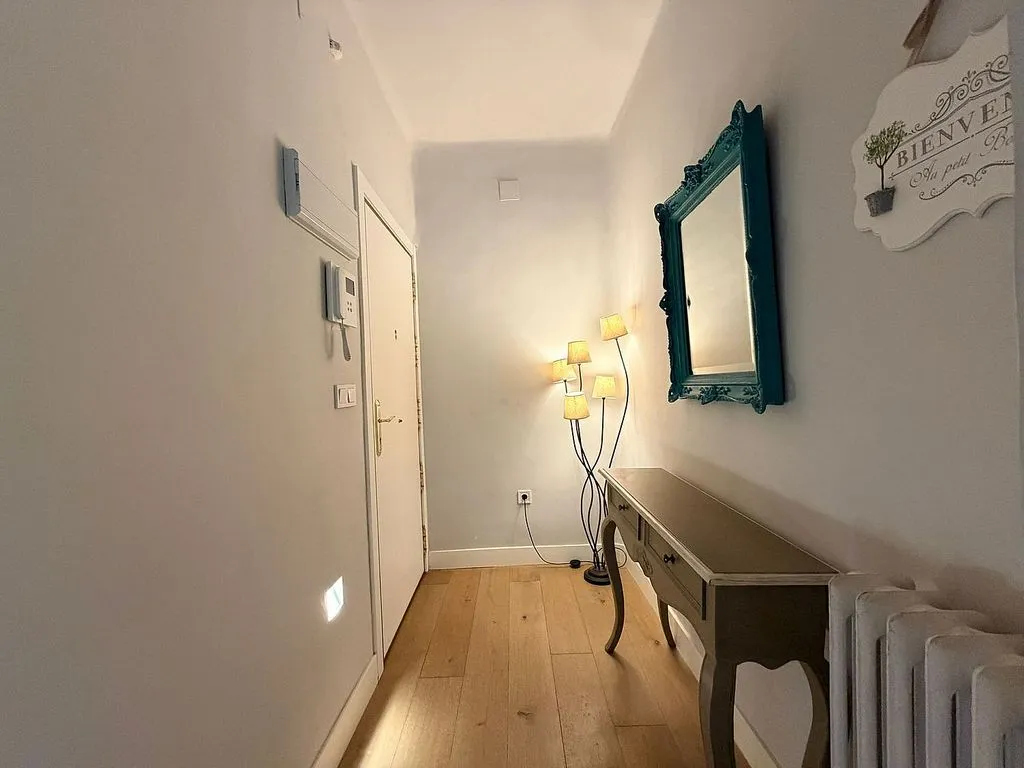 hallway_entrance