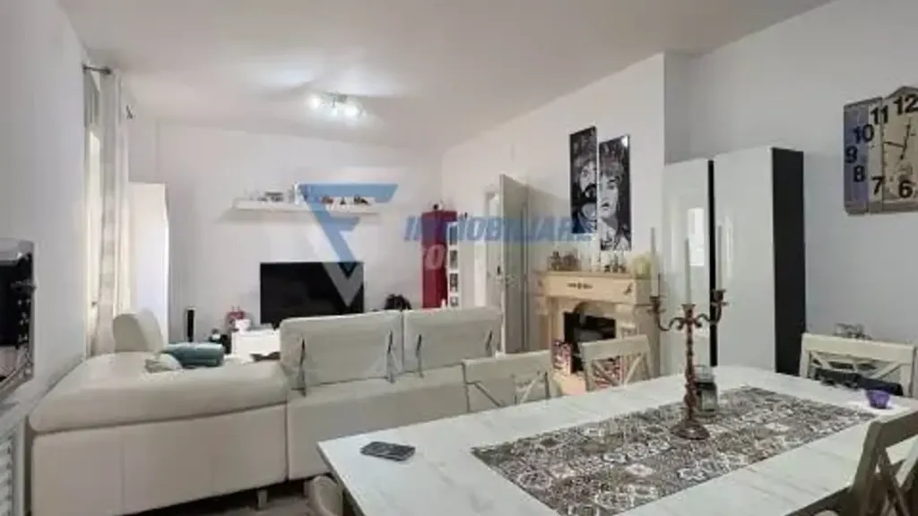 Appartement 4 pièces à IT