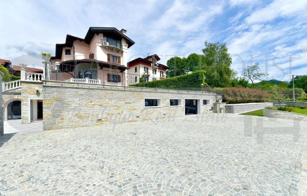 Extérieur - Lakefront Villa with Private Garden in Verbania