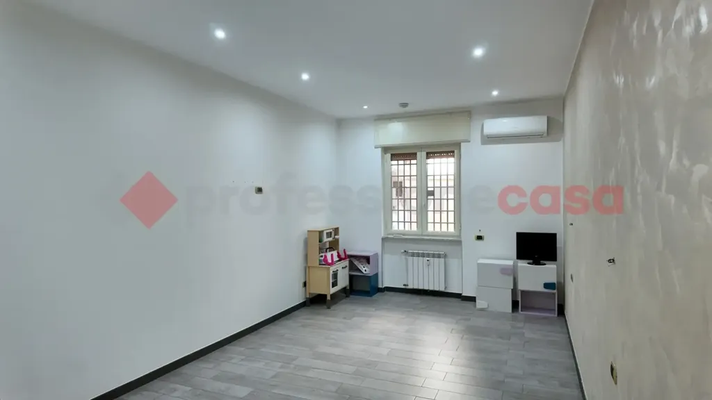 Rooms - Rusticated Flat with Balcony in Portici