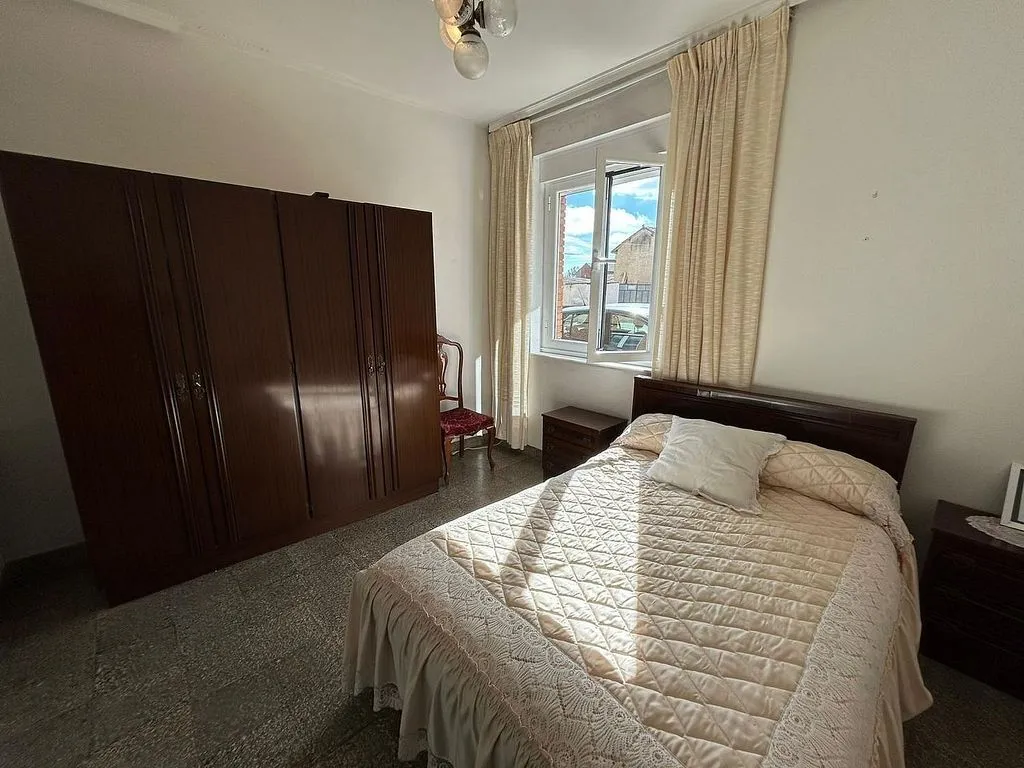 Bedrooms - Chalet with Garden in Valdepolo