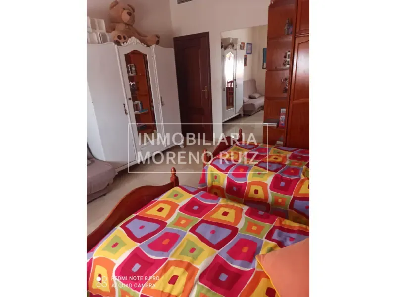 Chambres - House with Commercial Space in Baena