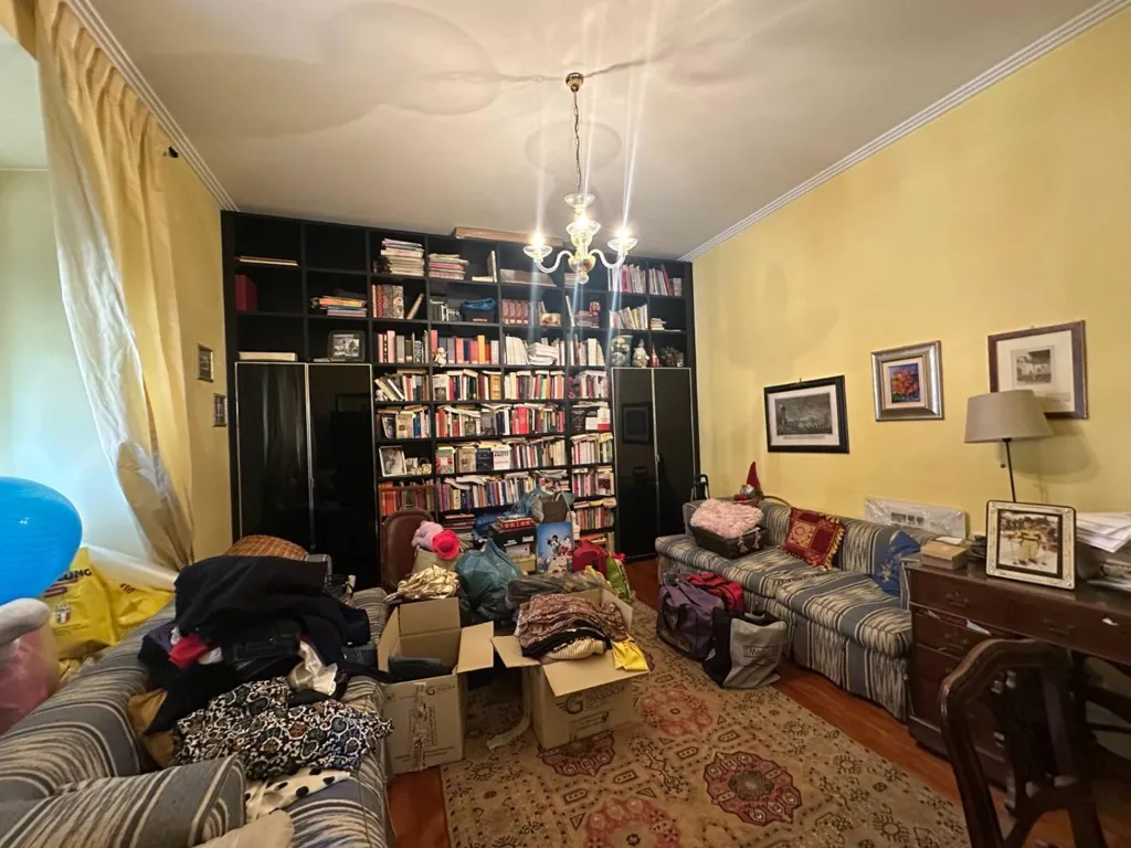 Elutuba - Luxury Apartment with Piazza Corvetto View in Genoa