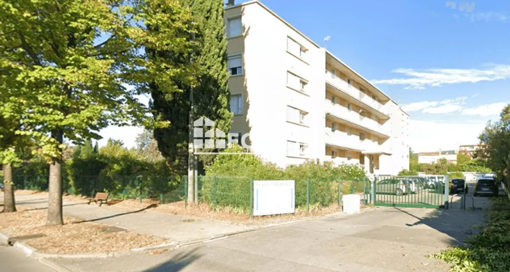 Välivaade - Letting-Friendly Flat with Digicode in Brosolette