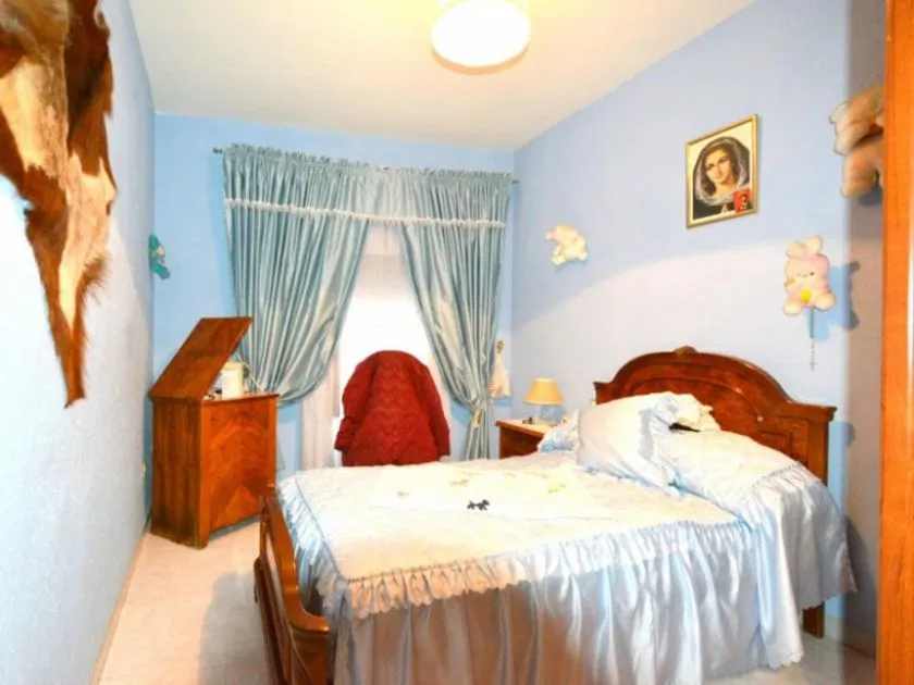 Chambres - Traditional Chalet with Historic Charm in Cáceres