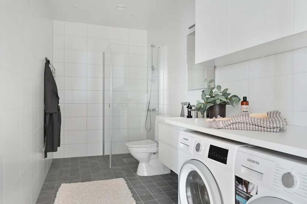 Vannitoad - Apartment with Balcony in Solna