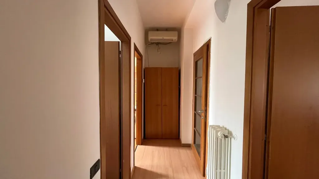 Hallway - Bright Apartment with Balcony in Vasto