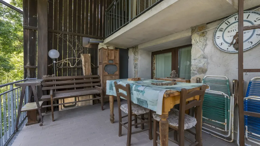 Balcon - Rustic Cottage with Woodland View in Roccabruna