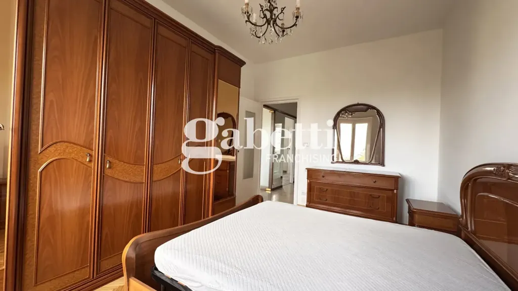 Magamistoad - Central Triplex with Balcony in Turin