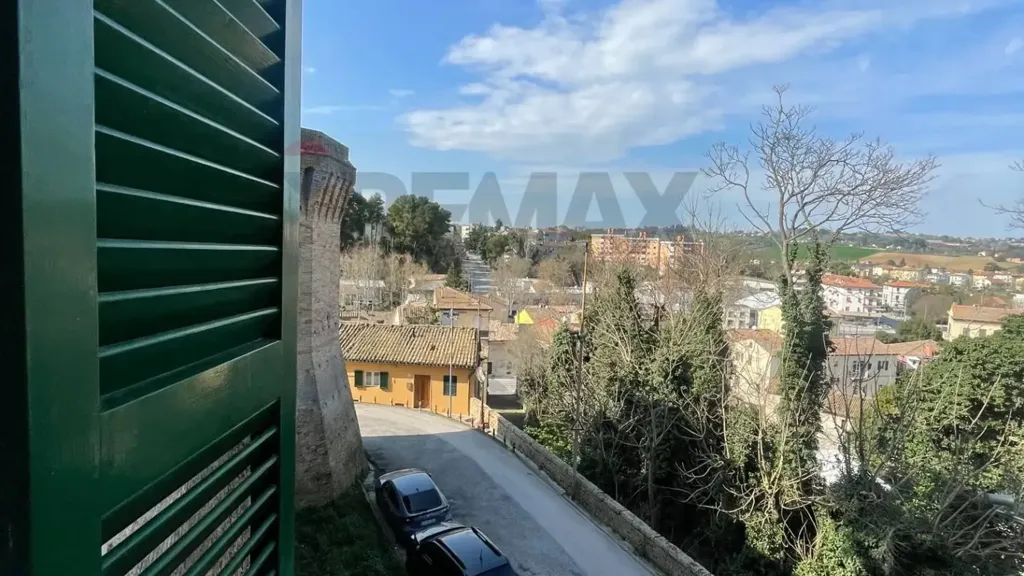 Balcone - Historic Bilocale with View in Jesi Centre