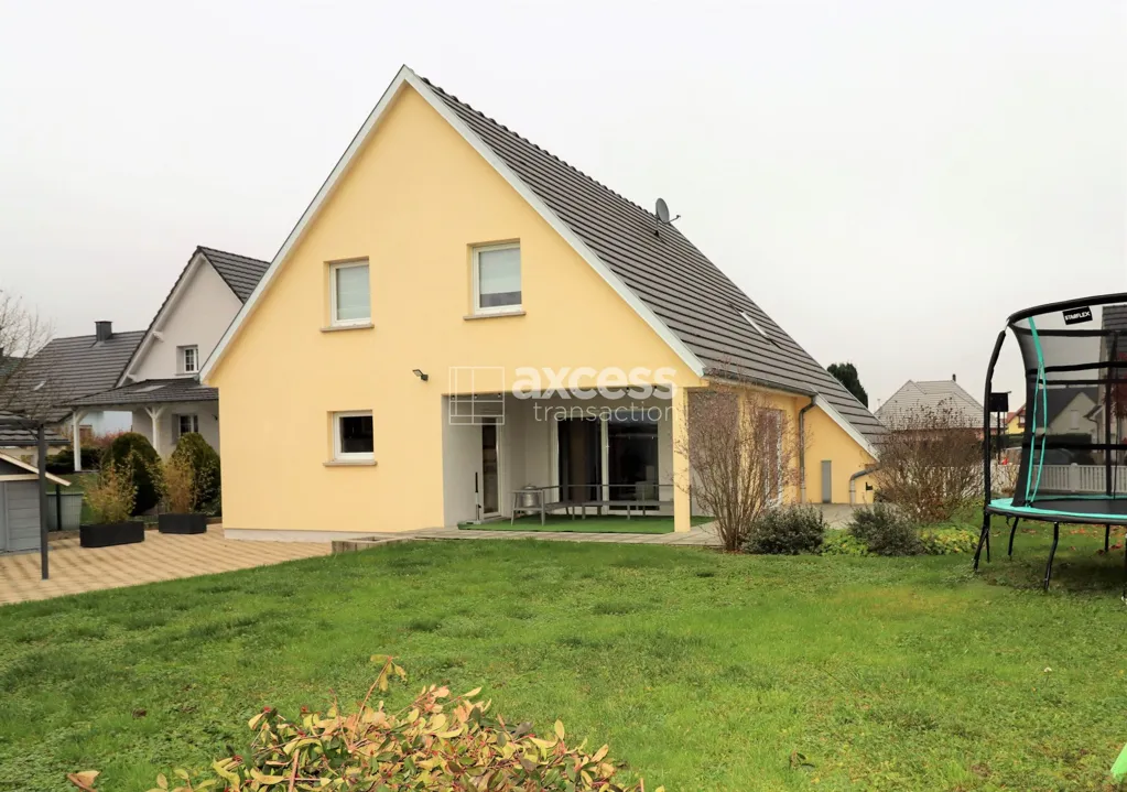 Extérieur - Maison Contemporaine avec Terrasse à Gries