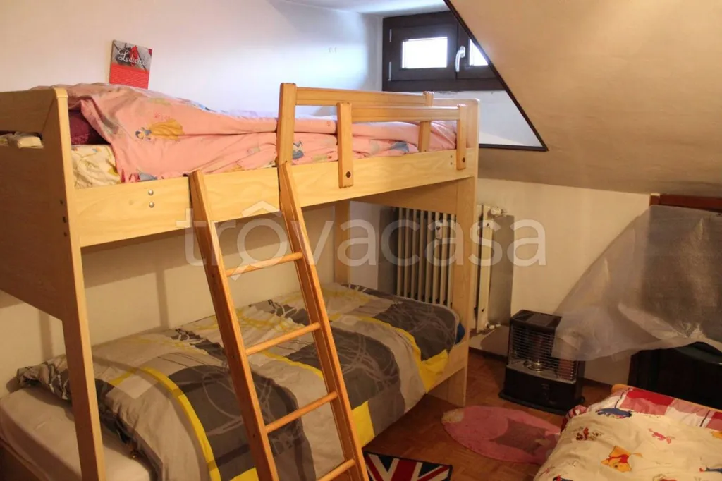 Chambres - Renovated Apartment with Panoramic View in Bagnolo Piemonte