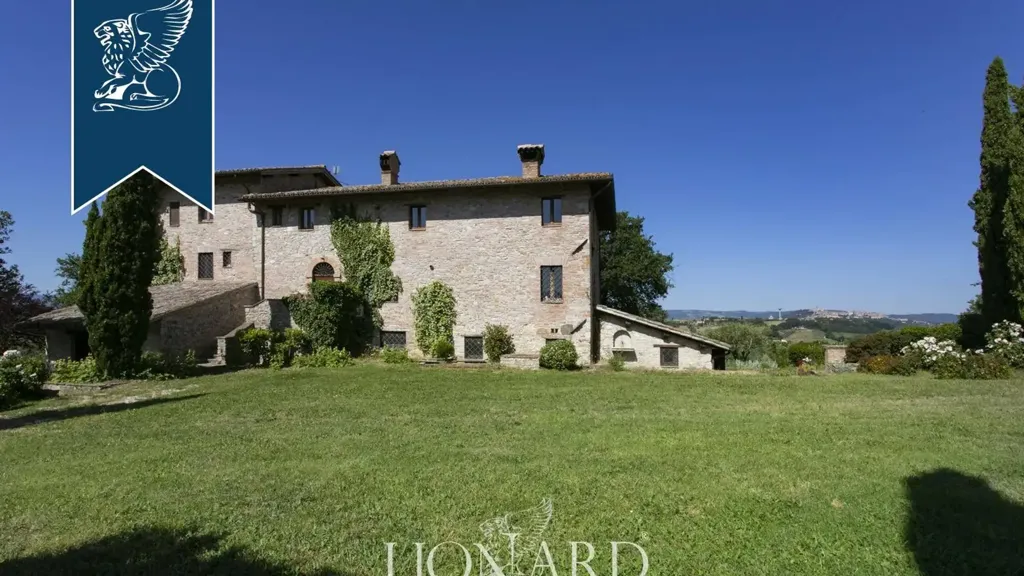 Välivaade - Rustic Farmhouse with Pool in Todi