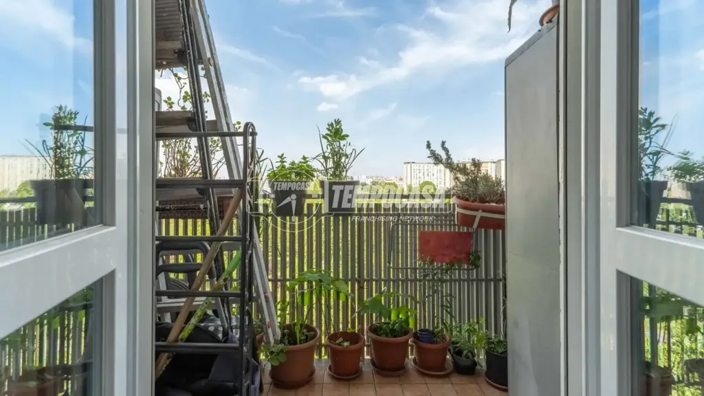 Balcon - Apartment with Balcony in Milan