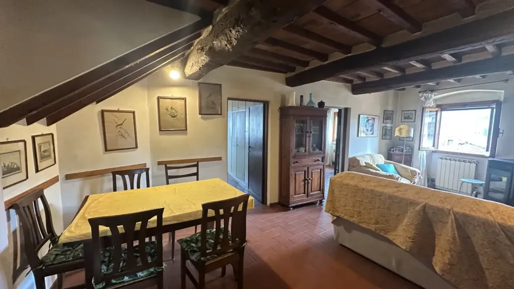 Salle à manger - 5-Room Apartment in Pontassieve Centre
