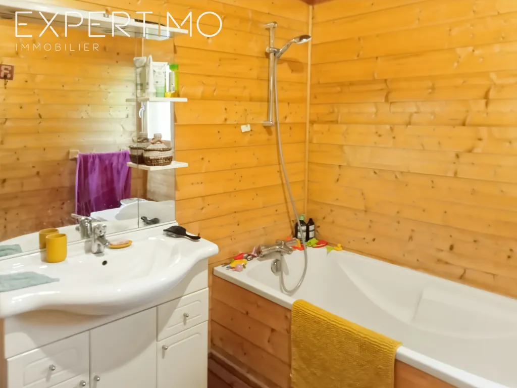 Salles de bain - Chalet avec Vue Dominante sur les Montagnes près de Gap