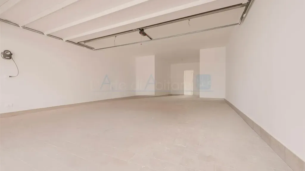 Garaaž - Penthouse with Four-Faced Views in Treviso