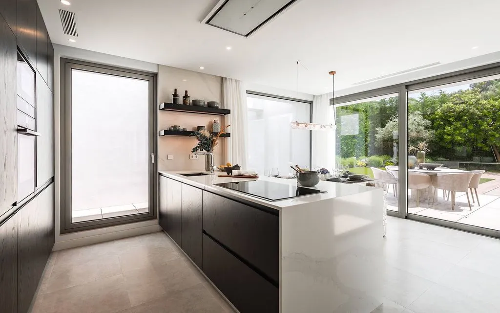 Köök - Contemporary Villa with Sea View in Estepona