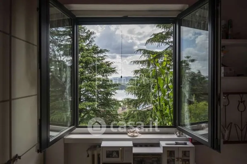 Stanze - Villa with Lake View in Gavirate