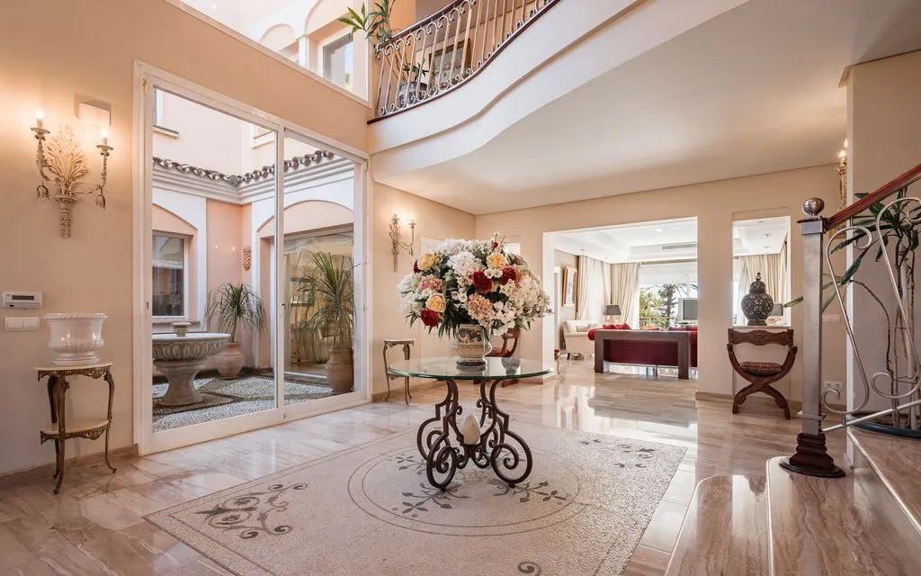 Entrée - Beachfront Villa with Pool in Estepona