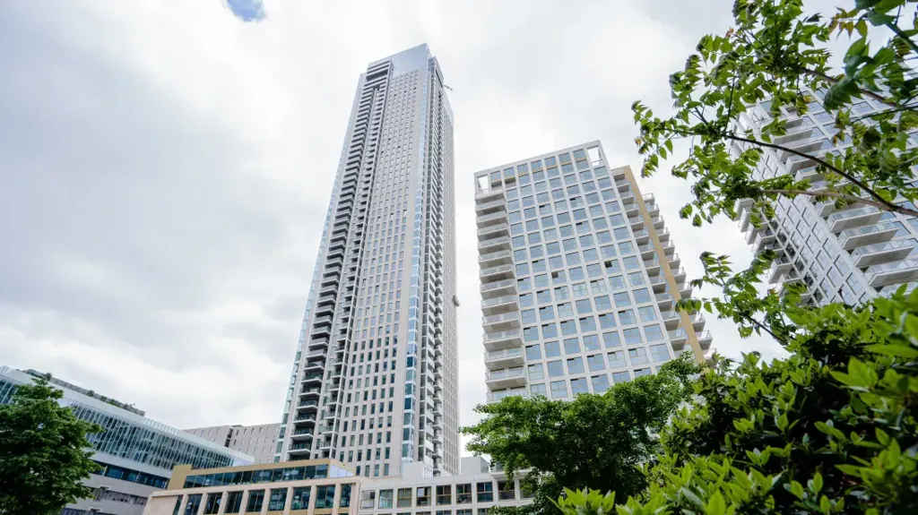 Apartment with North Balcony in Rotterdam