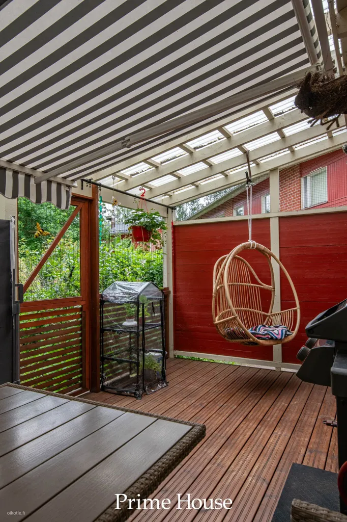 Terrazza - Modernised Terraced House with Sauna in Kirkkonummi