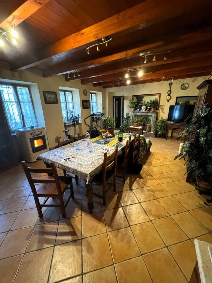 Salle à manger - Terraced House with Panoramic Views in La Morra