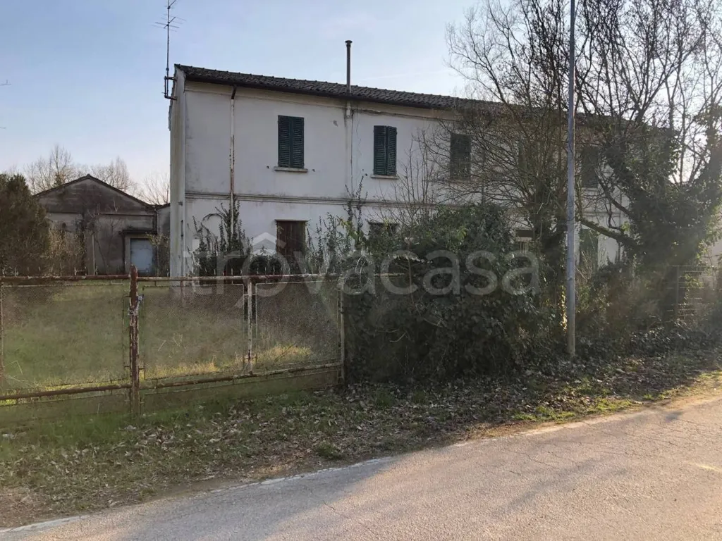Välivaade - Independent House with Garden in Voghiera