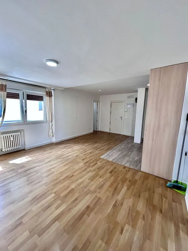 Séjour - Characterful Flat with Patio View in Vitoria